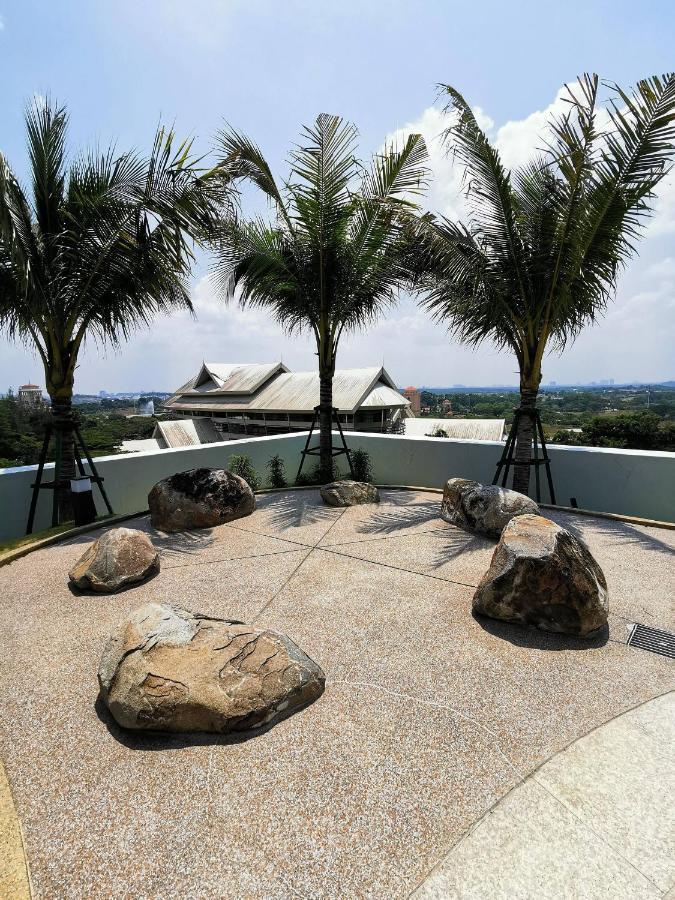 Almas Puteri Harbour Nusajaya Suite Room Exclusive Room 5 Min To Legoaland By Homespace Экстерьер фото