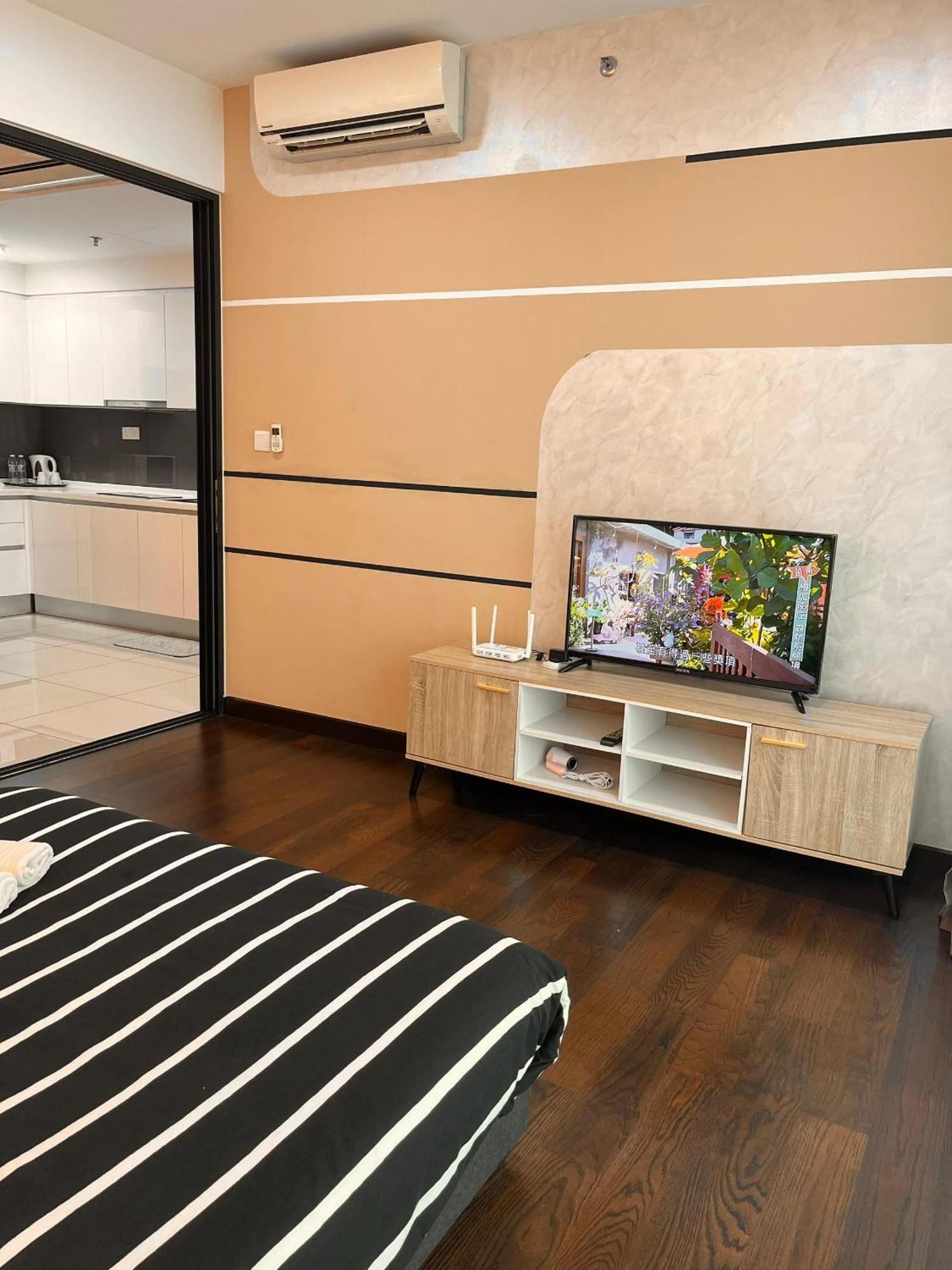 Almas Puteri Harbour Nusajaya Suite Room Exclusive Room 5 Min To Legoaland By Homespace Экстерьер фото